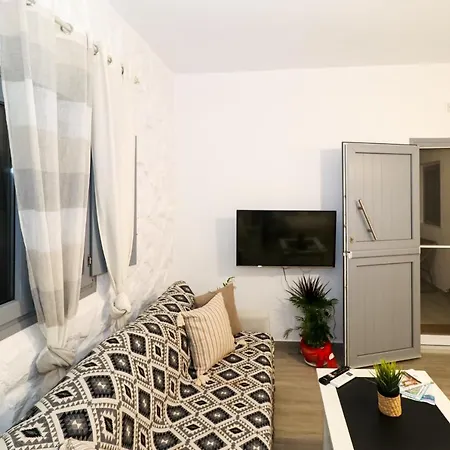 Cycladic On The Hill With Beautiful Views!! Prázdninový dům