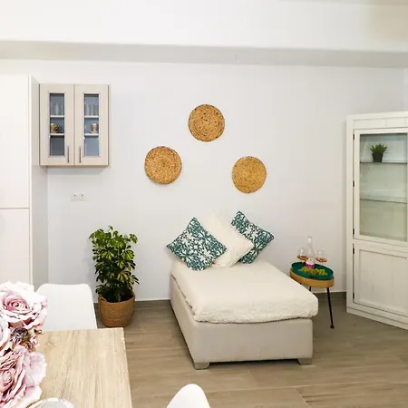 Prázdninový dům Cycladic On The Hill With Beautiful Views!! Agkidia